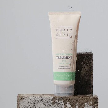 Curly Shyll (Flower & Herb) Moisture Calming Treatment (Wash Off Treatment,Moisturizing and Softening) 250ml