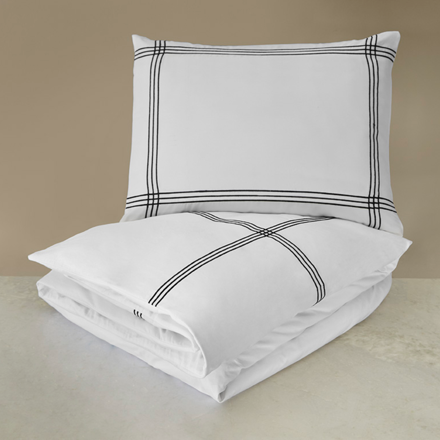 Duvet Set of Downtown Company Madison Bedding Collection in Black Color