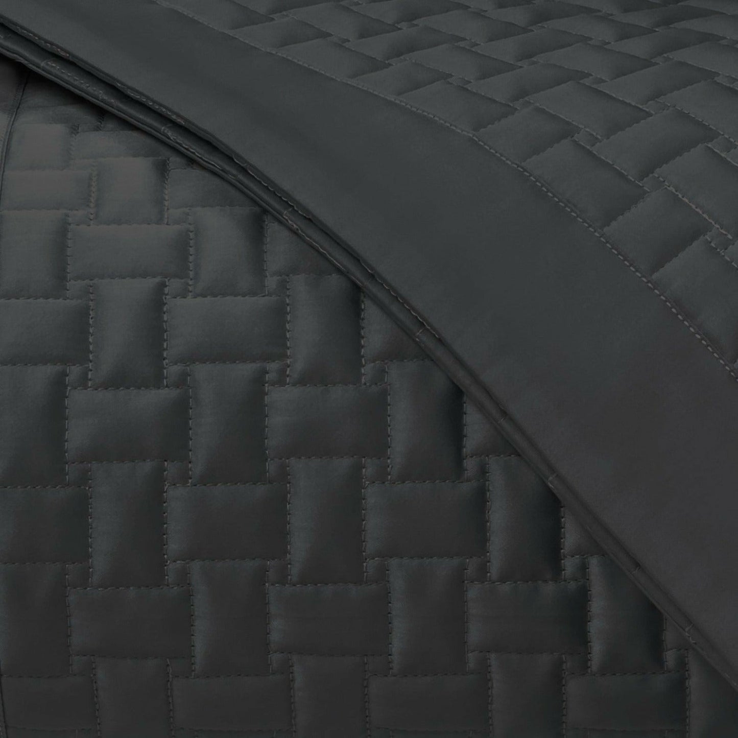 Home Treasures Wicker Quilted Bedding Swatch Black Fine Linens