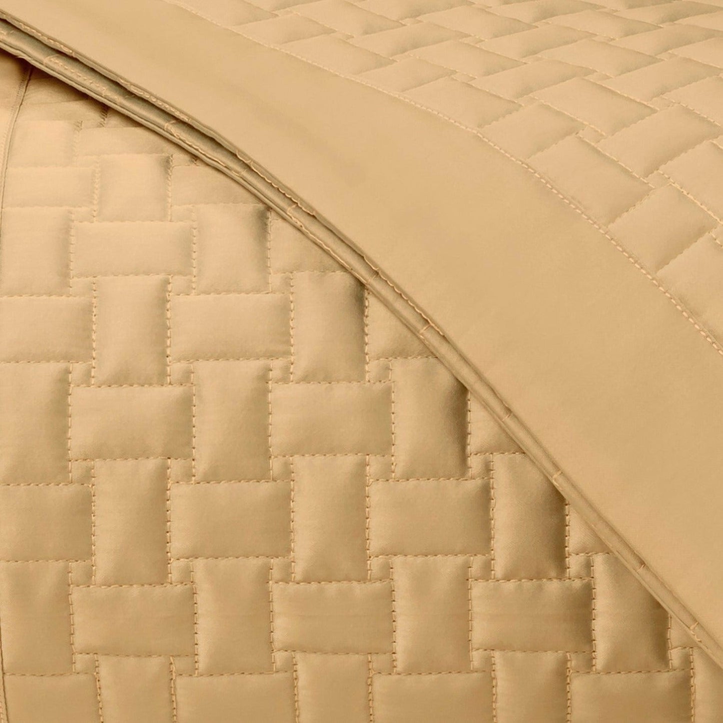 Home Treasures Wicker Quilted Bedding Swatch Gold Fine Linens