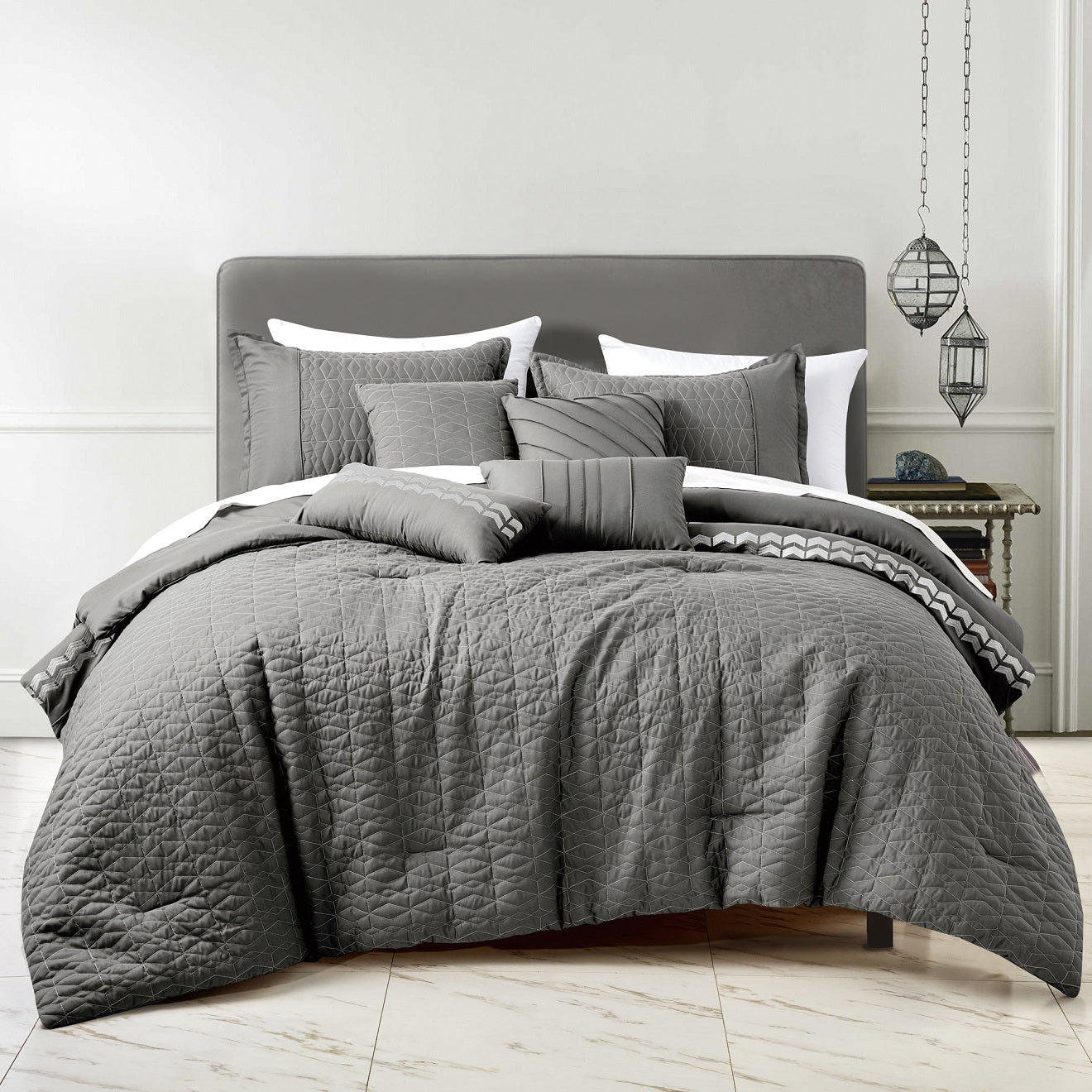 Luxurious 7-Piece Comforter Set