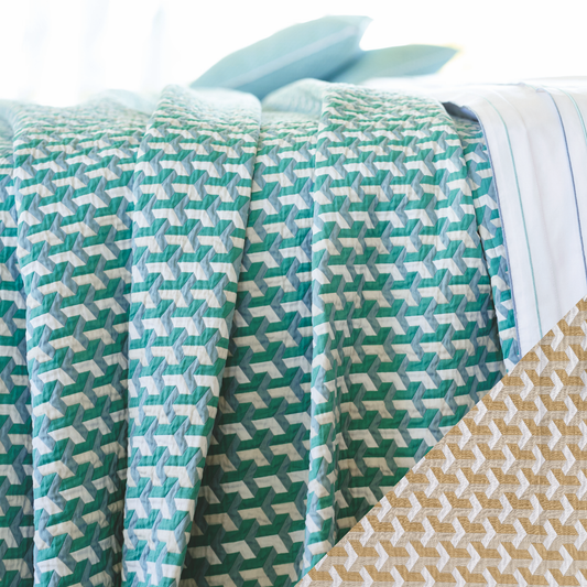 Fine Linen Detail of Celso de Lemos Tea Collection in Miel Color