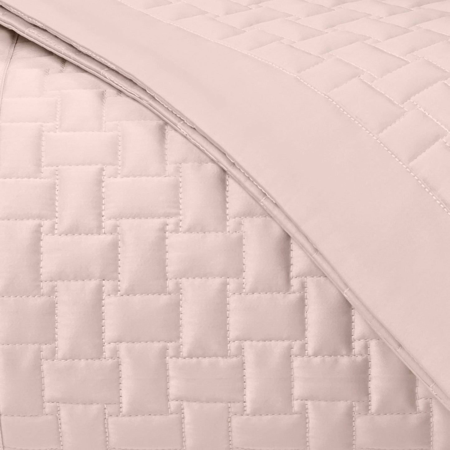 Home Treasures Wicker Quilted Bedding Swatch Light Pink Fine Linens