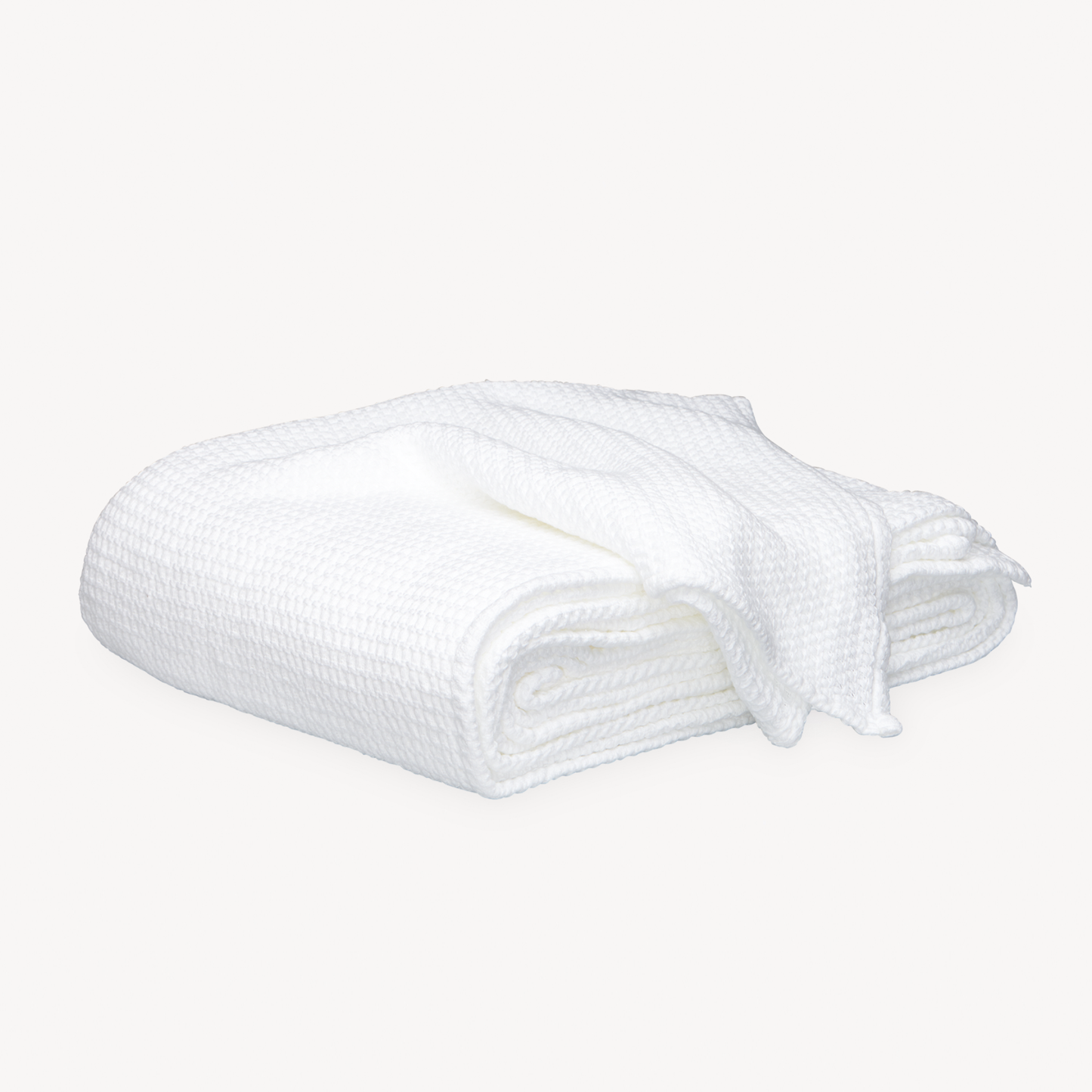 Clear Image of Matouk Chatham Blanket in White Color