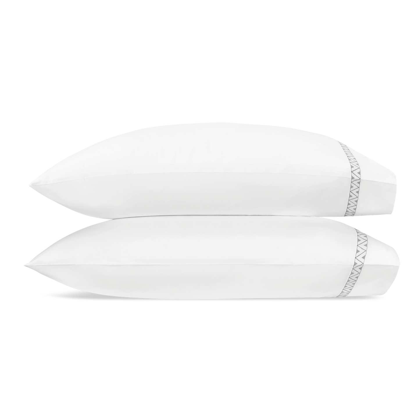 Clear Image of Matouk Schumacher Prado Bedding Pillowcases in Nickel Color