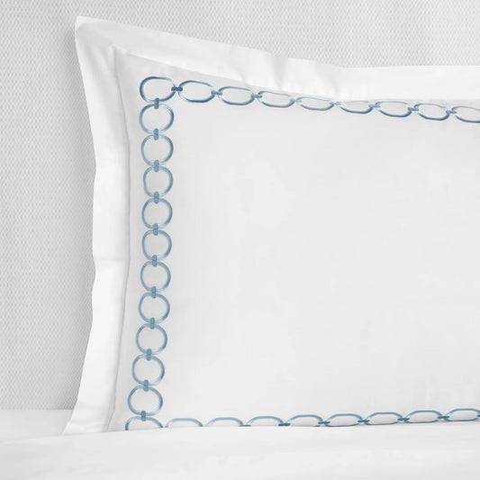 Sham of Sferra Catena Bedding in Color White/Sea