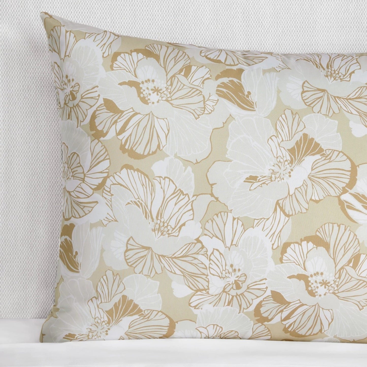 Sham of Sferra Tropici Bedding in Sand Color