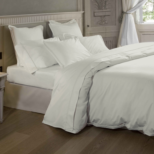 Full Bed Dressed in Signoria Luce Bedding in Ivory Color
