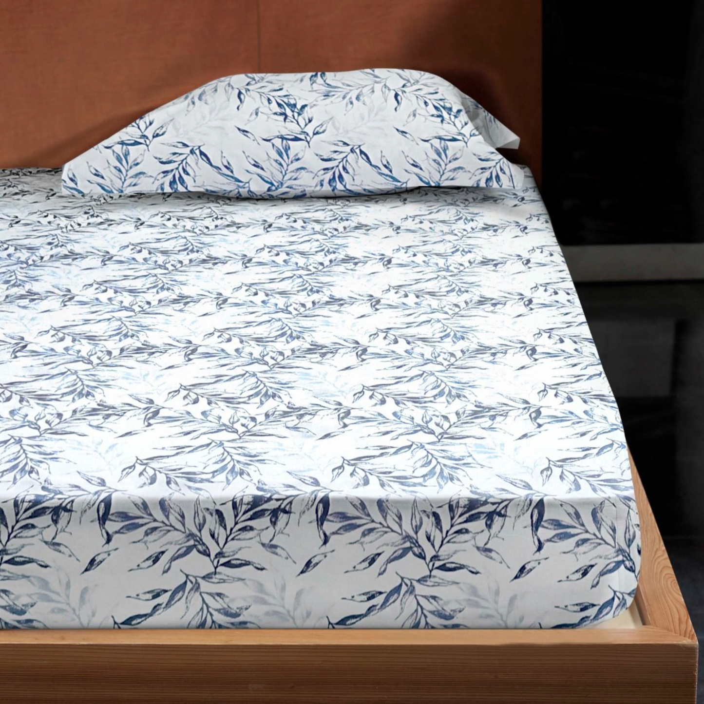 Mattress in Blue Signoria Natura Bedding Fitted Sheet