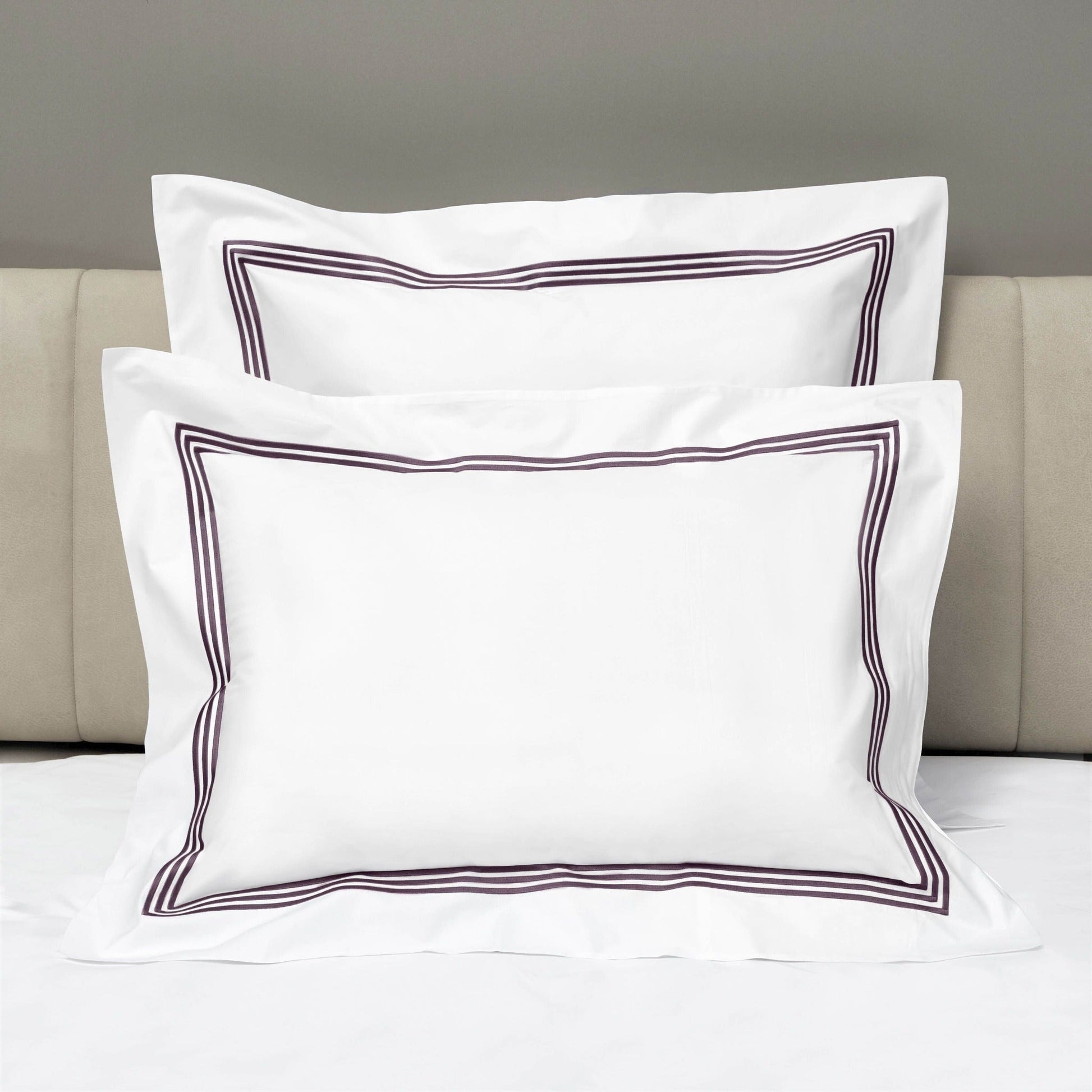 Shams of Signoria Platinum Percale Bedding in White/Plum Color
