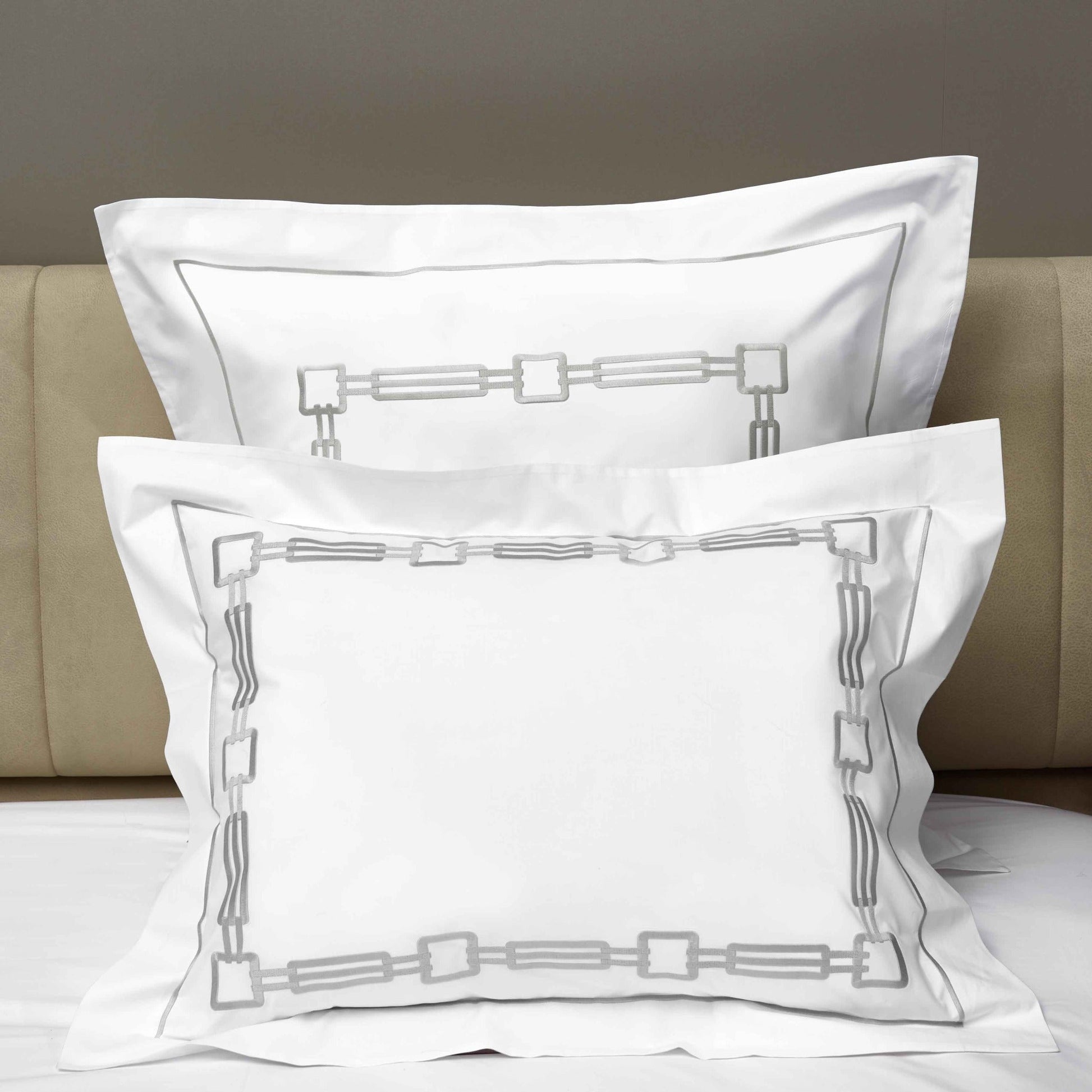 Closeup View of Signoria Retrò Shams in White/Dark Pearl Color