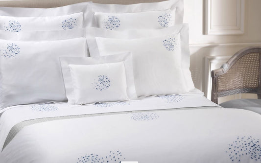 DEA Embroidered Linens; Solidea