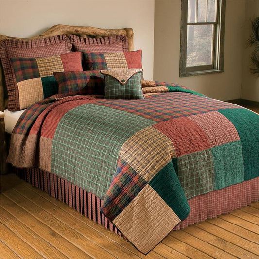 Cozy Cabin Plaid Quilt Set